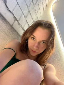 Imagen 24 de Agatha Free Photos