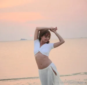 Imagen 7 de Valeria Free Photos