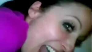 Sexy girlfriend gets a face load at sneakyxxx.com